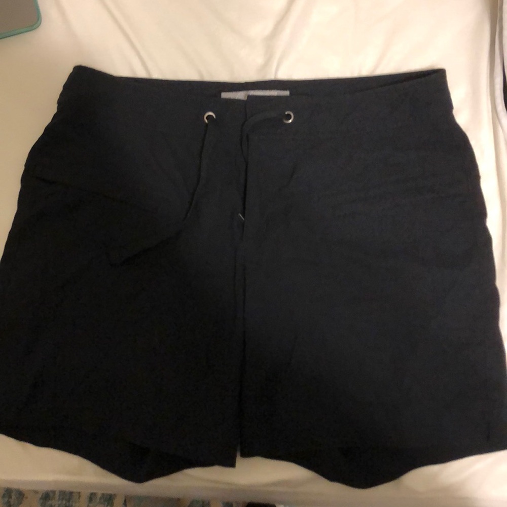 Gander Mountain Guide series black shorts